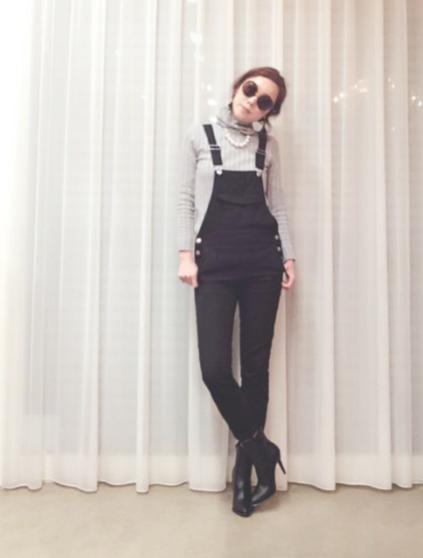 去旅行舒服又易襯!日本女生示範 4款有型又可愛的工人褲穿搭